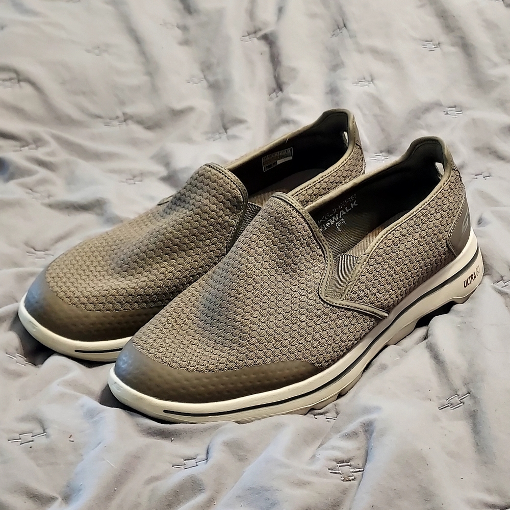 Skechers  Performance Go Walk 5 Apprize Shoes Slip-on Sneaker Khaki 12.5…